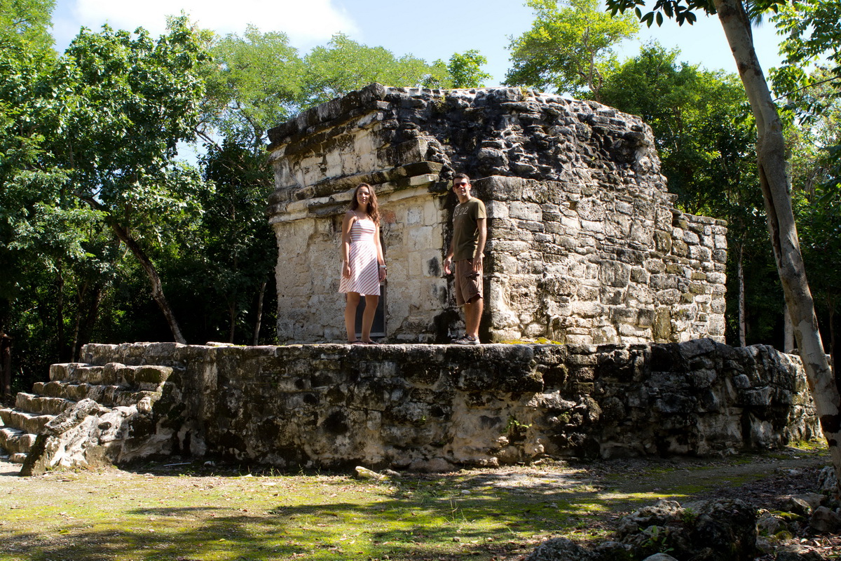 mayan-ruins-island-tour-beach-2